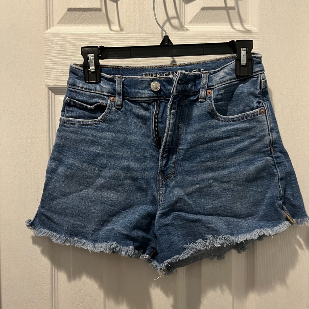 American Eagle Outfitters Women's 90’s Boyfriend High Rise Jean Shorts